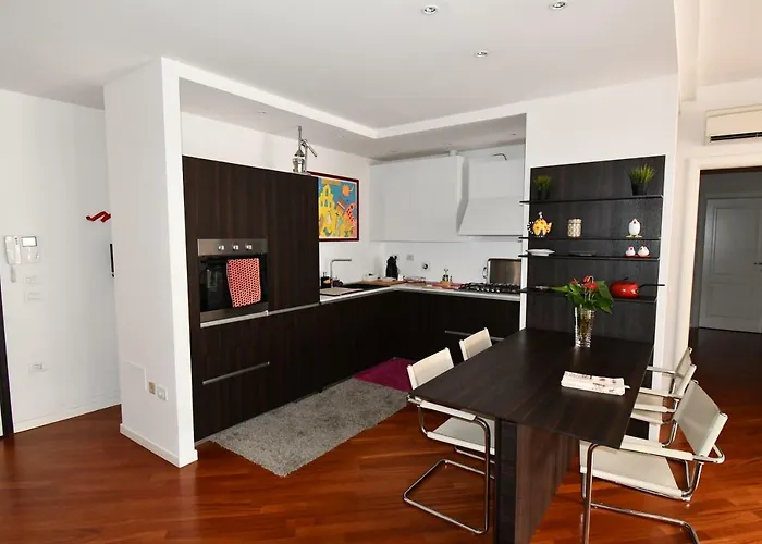 The Jasmine Terrace Retreat Bologne