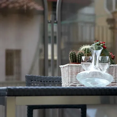 The Jasmine Terrace Retreat Apartment Bologna