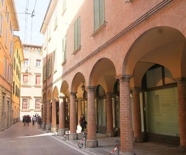 شقة The Jasmine Terrace Retreat *